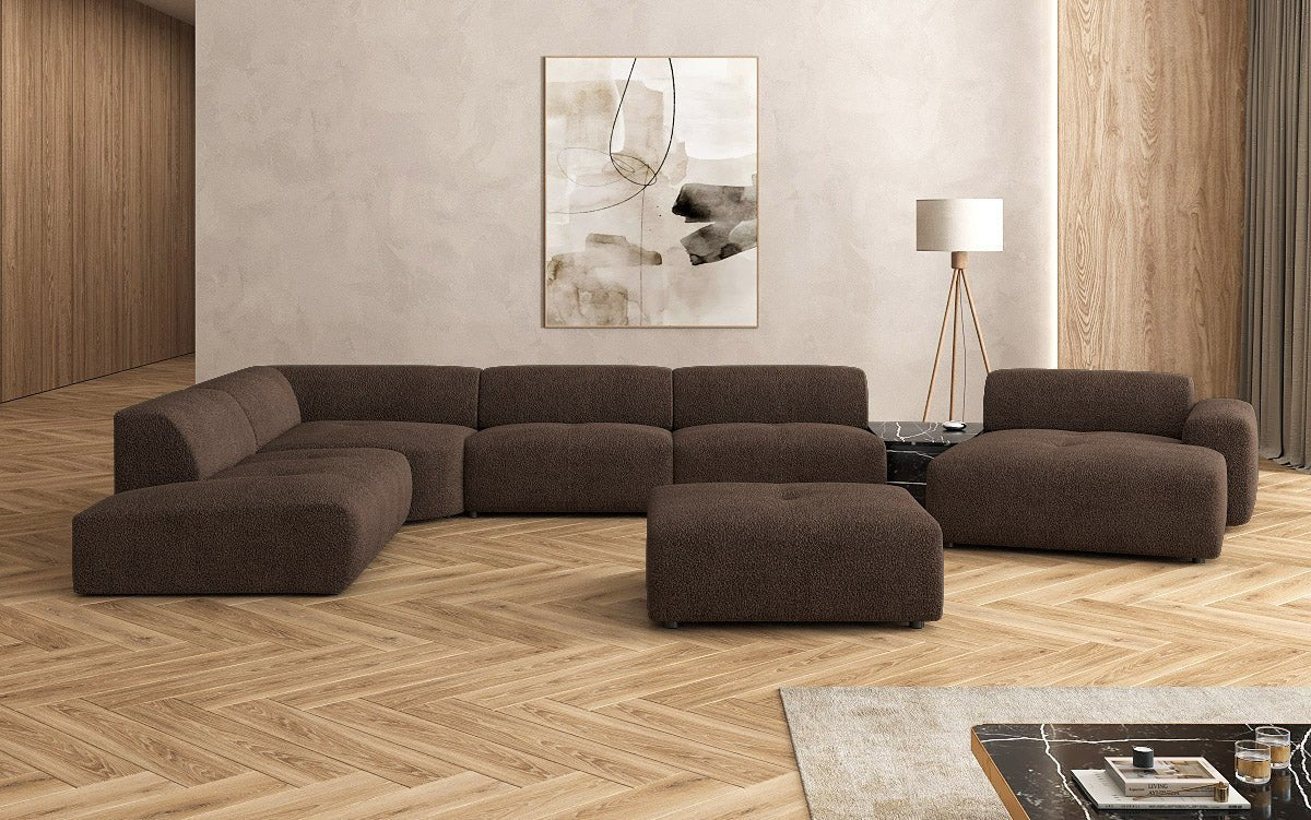 Designer Wohnlandschaft Calm mit Beistellhocker in Bouclé