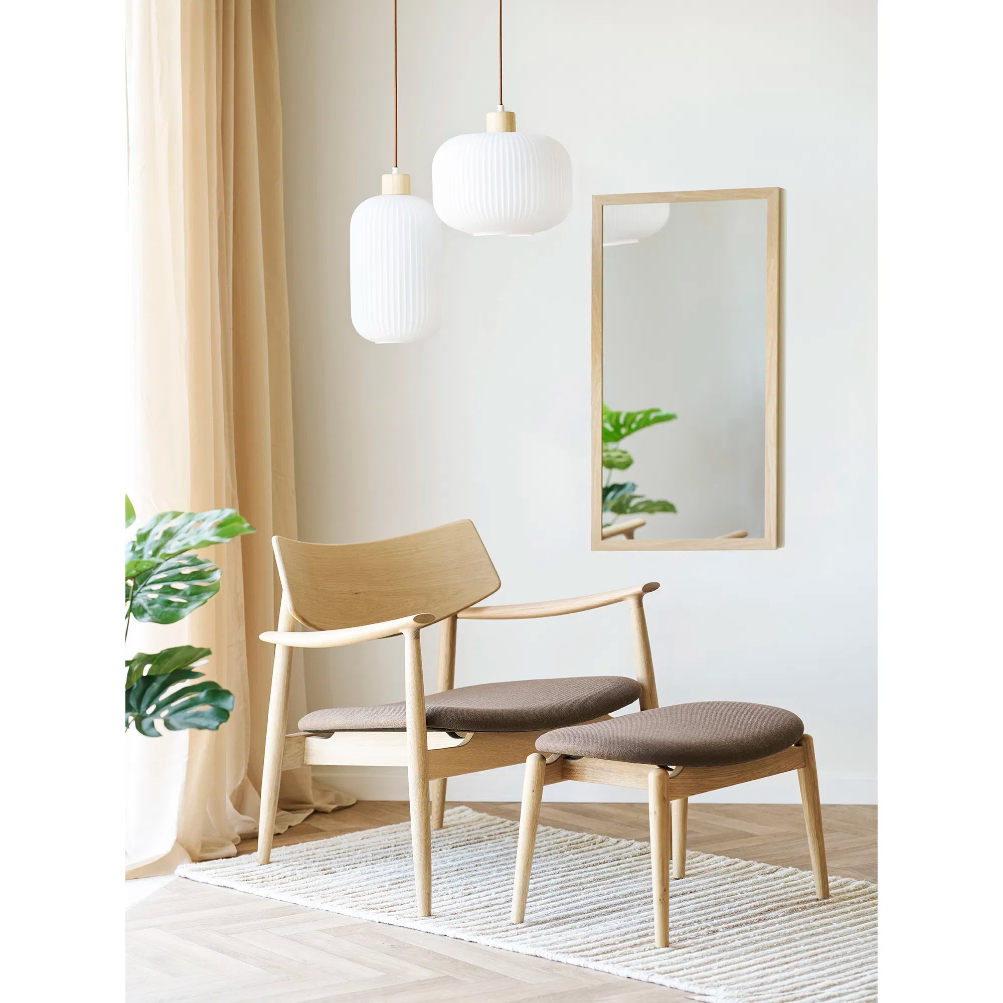 Designer Sessel Agnar Set mit Beistellhocker aus Eiche