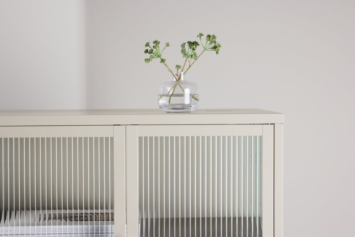 Kommode Lenora – Modern-Scandi mit elegantem Retro-Touch