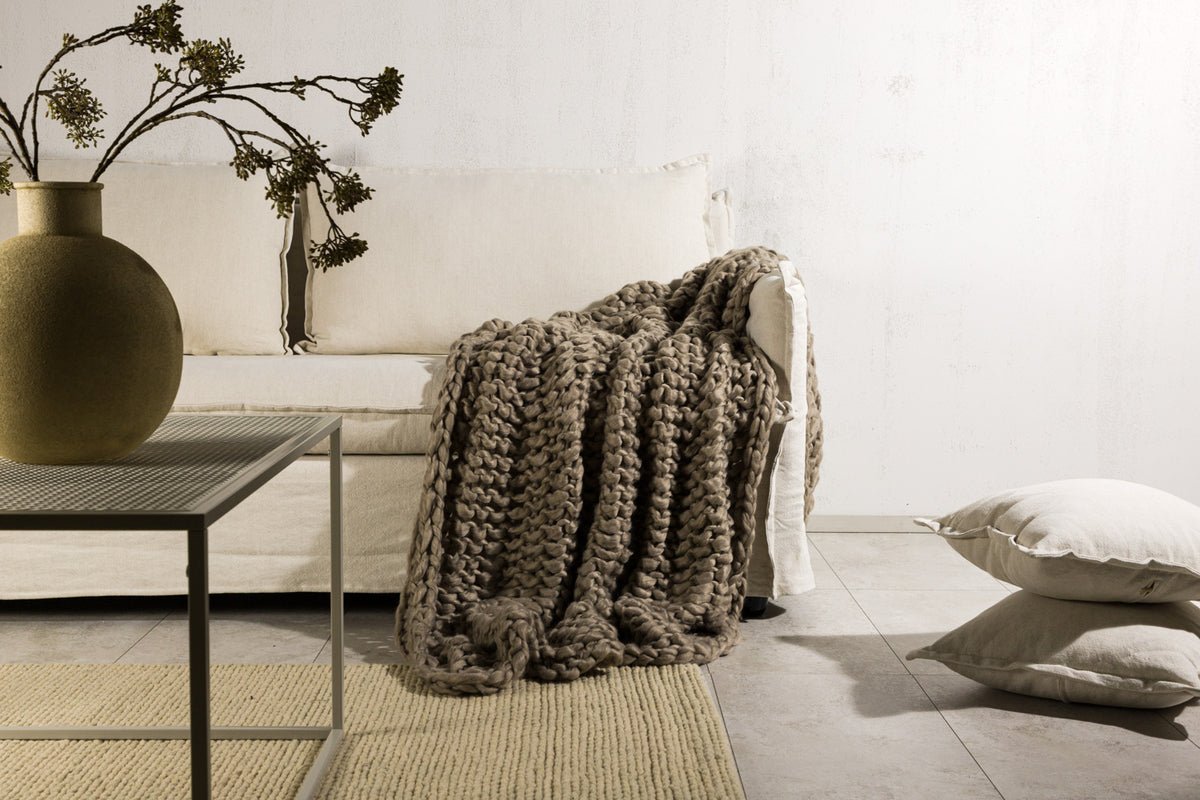 Tagesdecke Velano – Soft-Touch Wohndecke (170×130 cm)