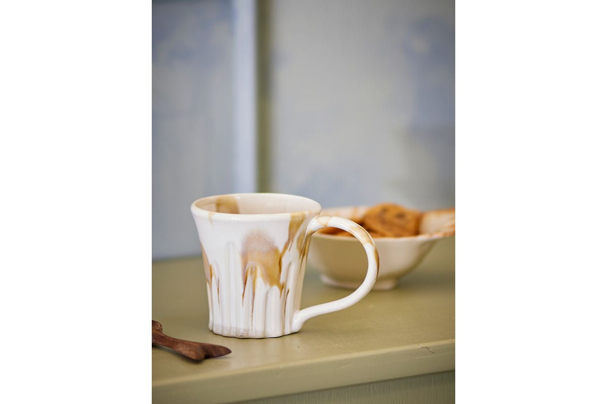 Becher-Set „Ravion“ – Braunes Steingut (4-teilig)