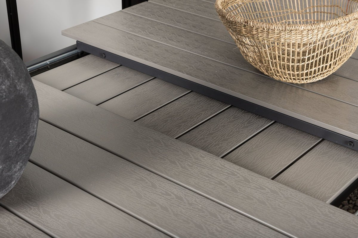 Gartentisch Kairen - perfekt für gesellige Runden im Freien