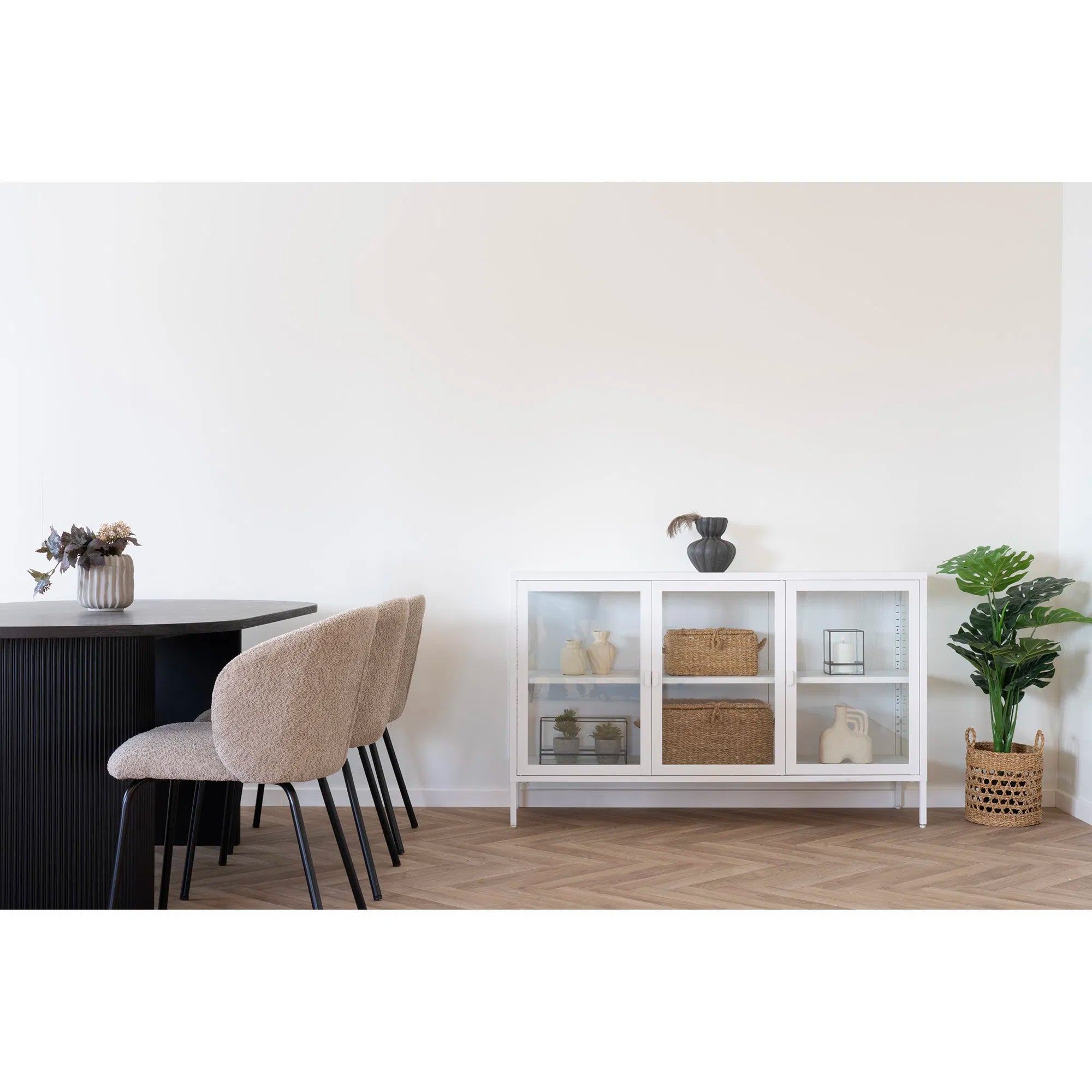 Vase „Lunara“ – Keramik in Schwarz
