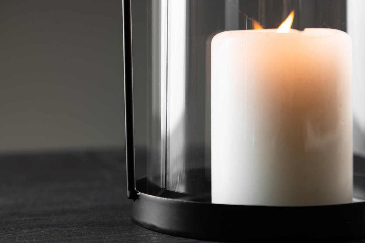 Laterne Martin - Laterne aus Glas und schwarzem Eisen in zwei verschiedenen Größen