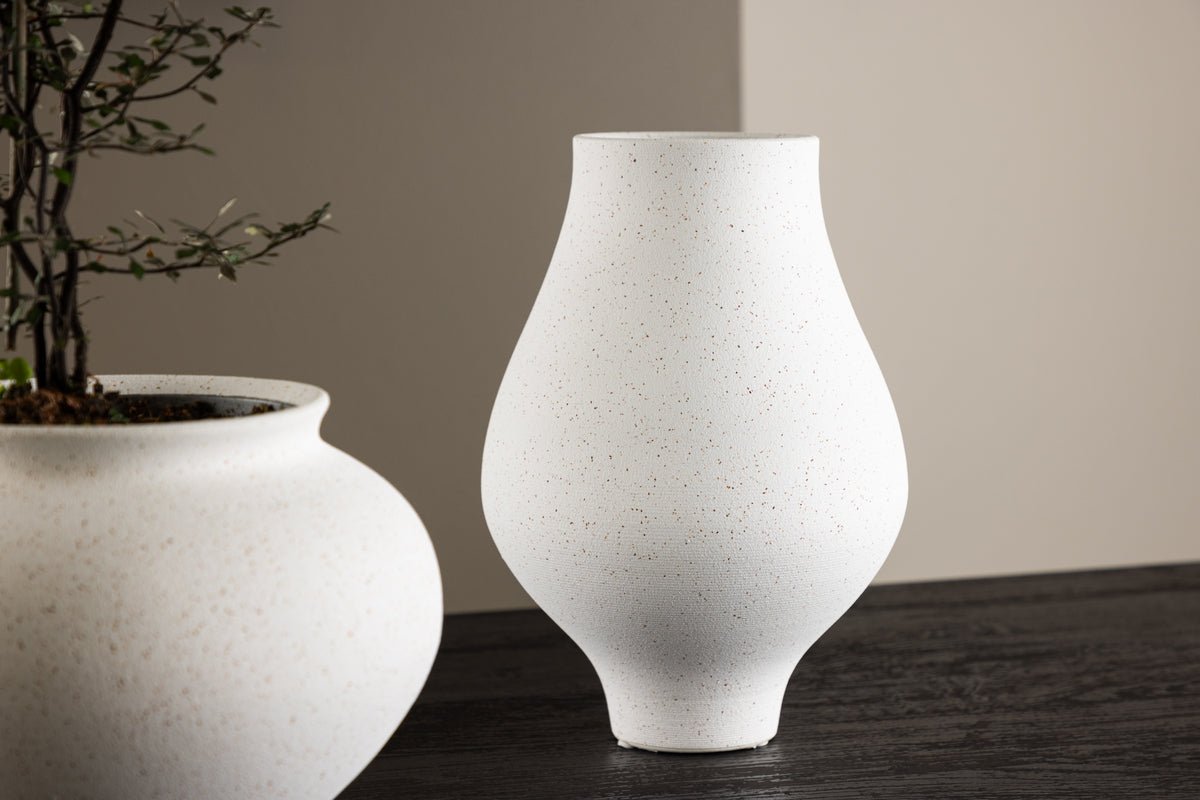 Vase Rellis Ø14 cm – Zeitlose Keramik mit feinen Sprenkeln