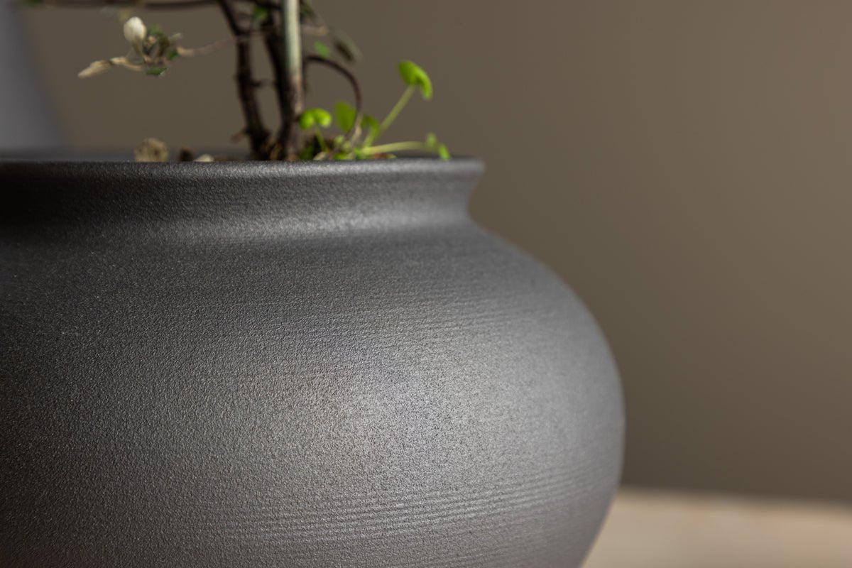 Vase „Arlena“ Ø 18 cm – Weiß oder Schwarz