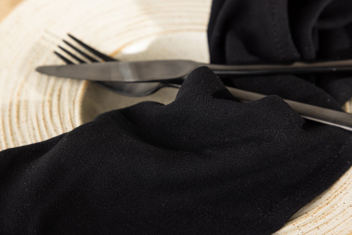 Servietten Black Rose - 2er-Set im ruhigen und elegantem Schwarz