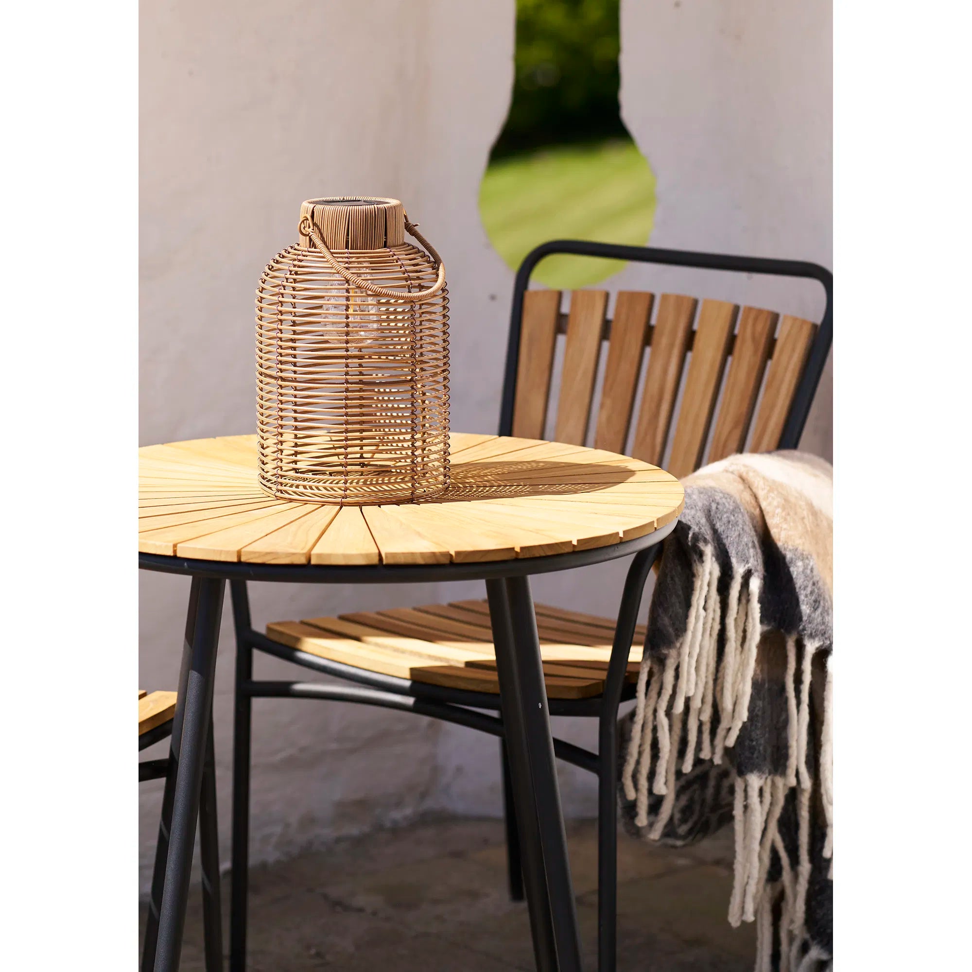Solar-Tischlampe „Brentford“ – Natürlicher Charme