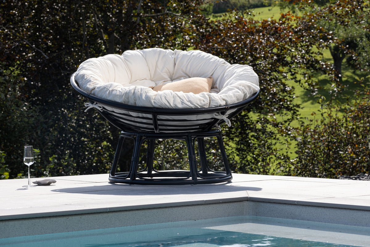 Garten-Loungesessel Bob - aus schwarzem Rattan inklusive Kissen