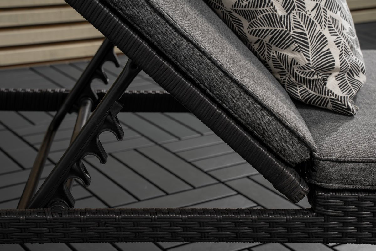 Garten Sonnenliege Irina - aus Rattan