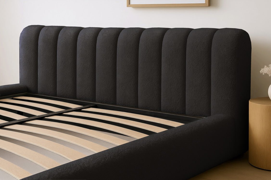 Designer Polsterbett Selene Bouclé mit Stauraum