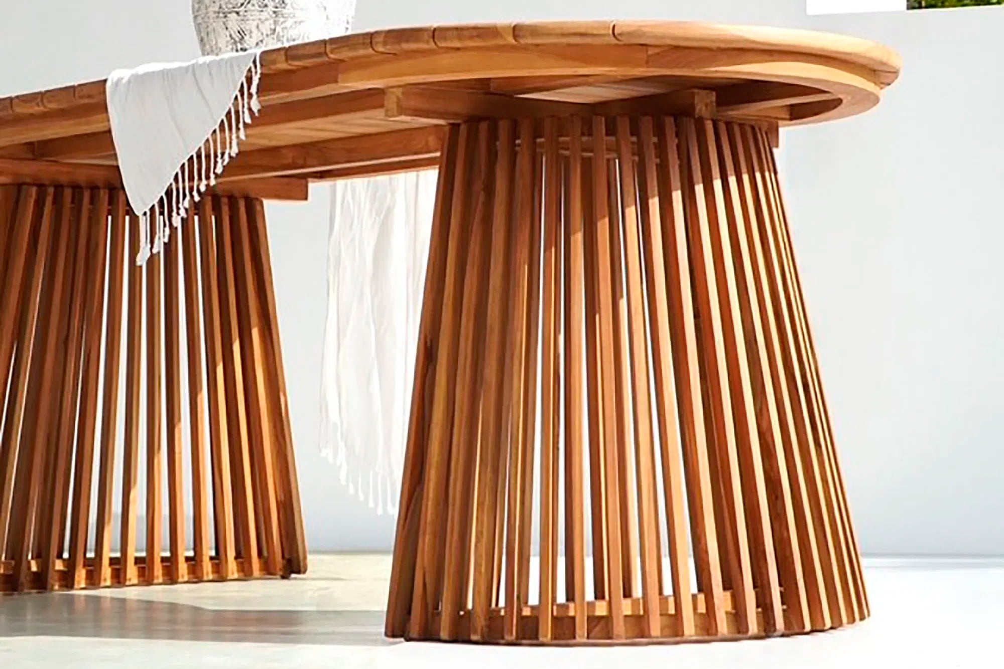 Garten Esstisch Orvessa - aus Teakholz