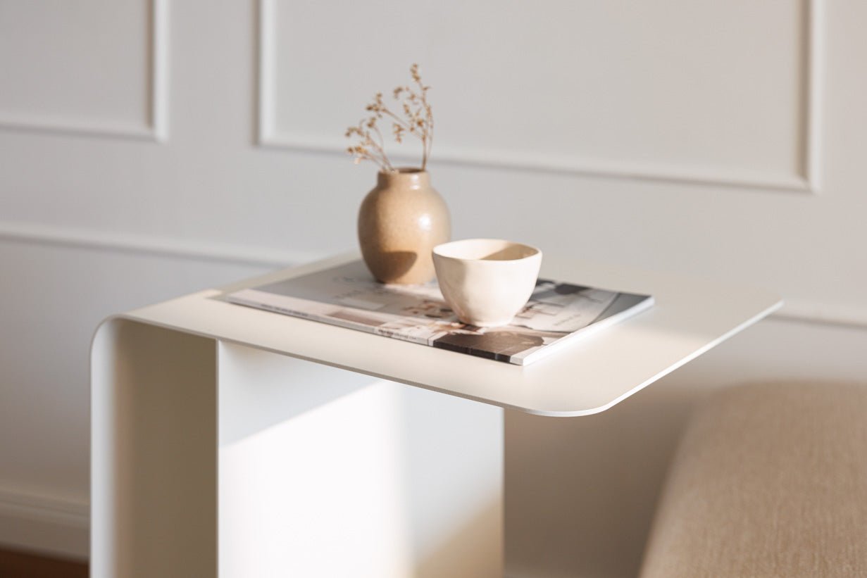 Couchtisch/Beistelltisch Cosmo – Pulverbeschichtetes Metall in modernem Design