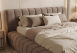 Designer Polsterbett Ivo in Samt – Sand