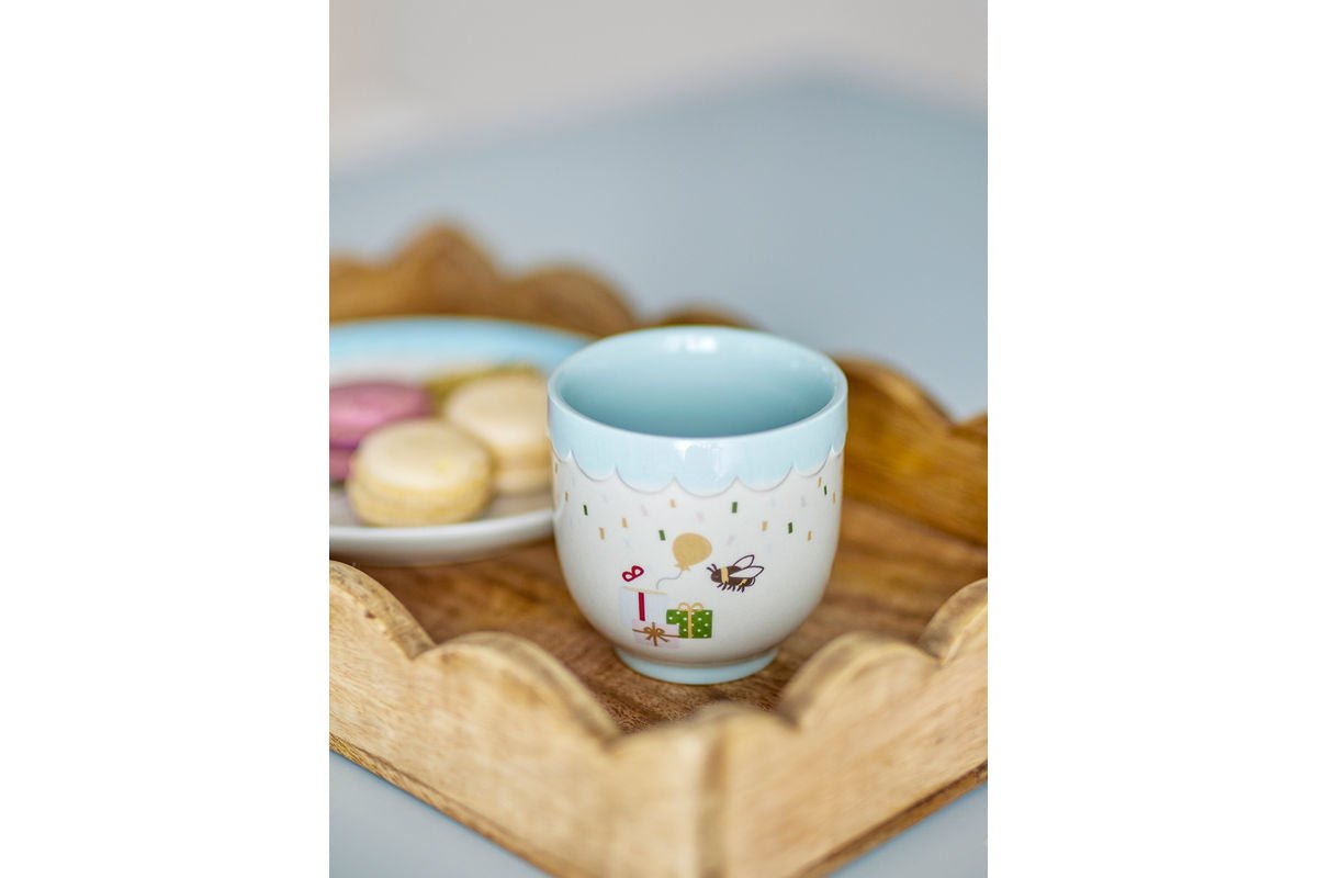 Kinder Tasse Josie - Steingut-Tasse mit Figuren & blauem Inneren