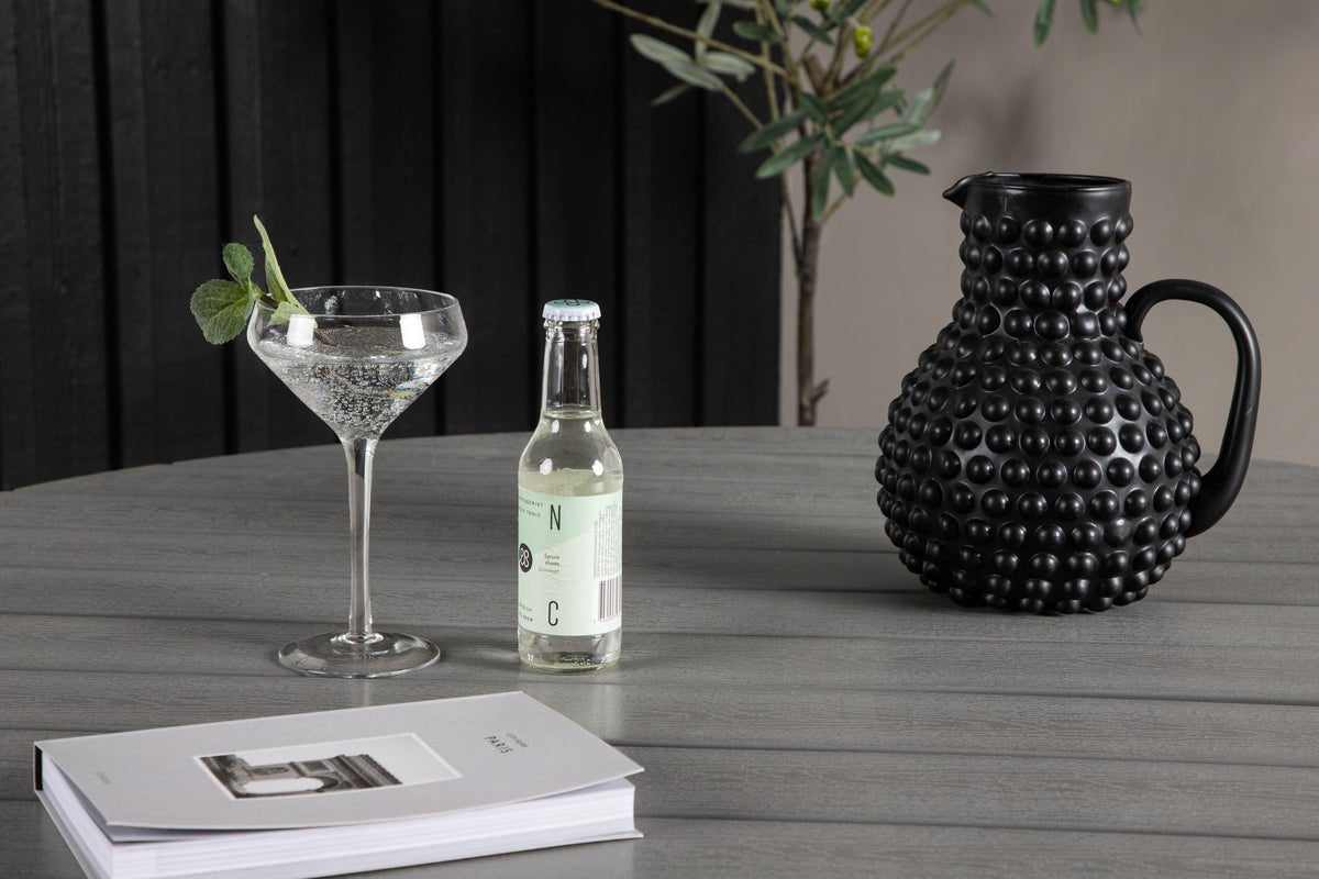 Gartentisch Aviani - rund, einladend und stilvoll