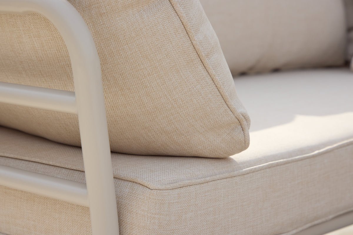 Garten Loungeset Sienna – 3-teiliges Outdoor-Sofa-Set in Beige mit Akazienholz-Tisch