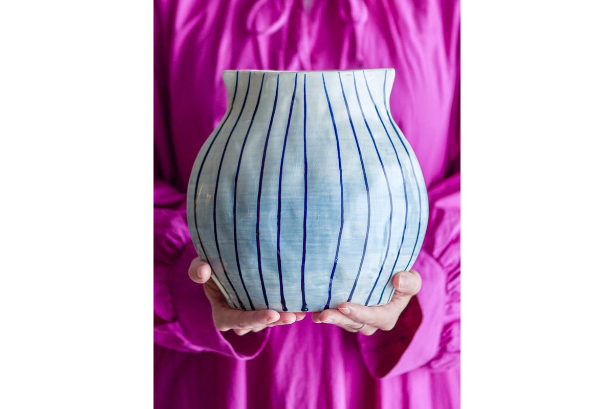 Vase „Bleir“ – handbemaltes Steingut