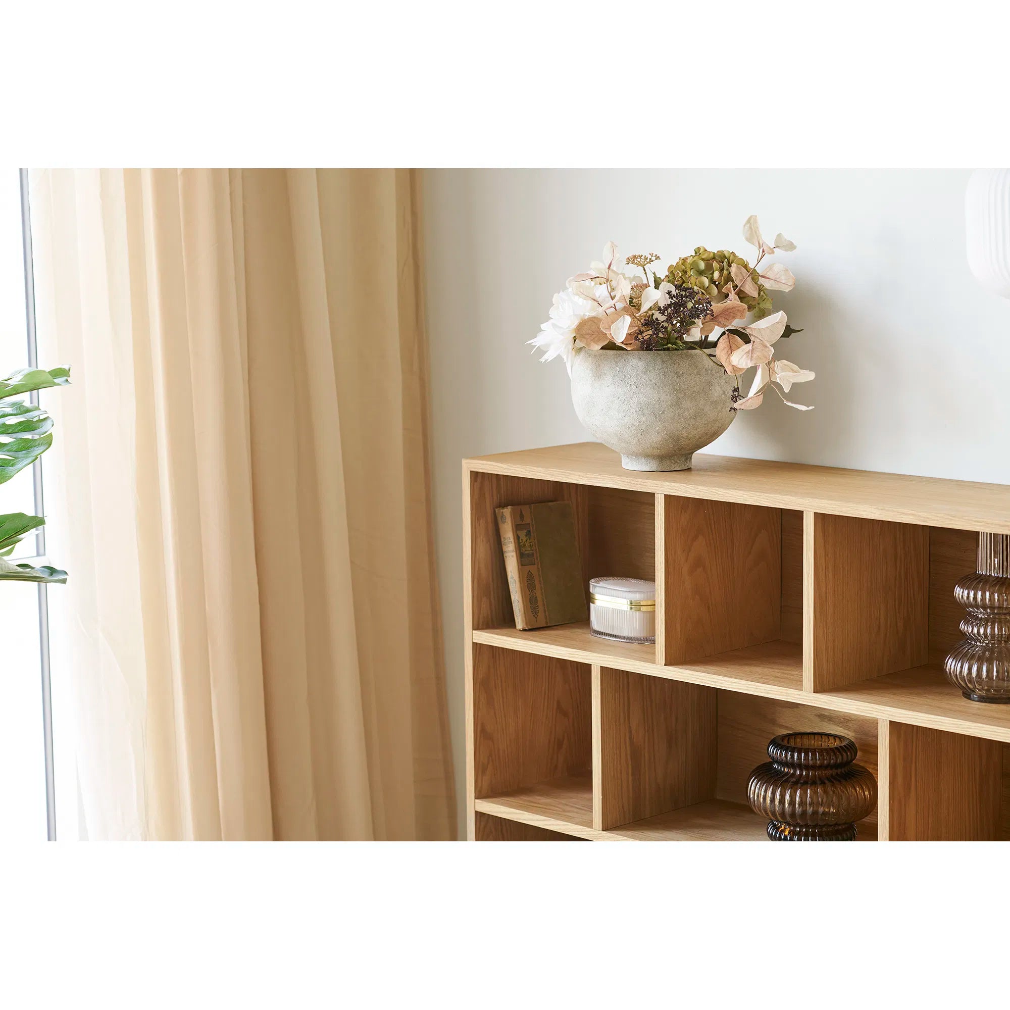 Blumentopf „Silvano“ – Graues Keramik-Design in runder Schalenform