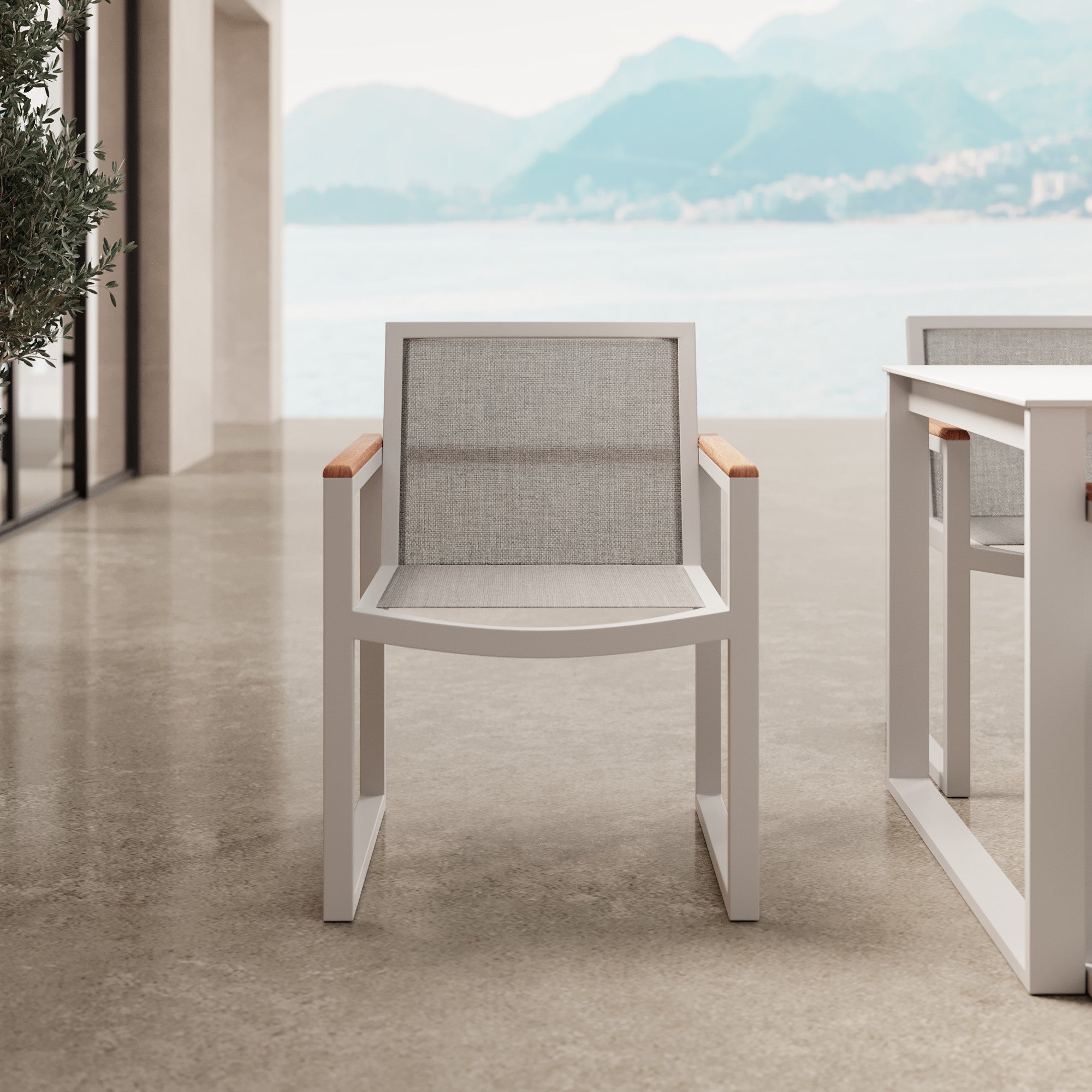 4er Set Vayla Gartenstuhl mit Armlehnen – Aluminium & Robinienholz | Aevora™ Kollektion