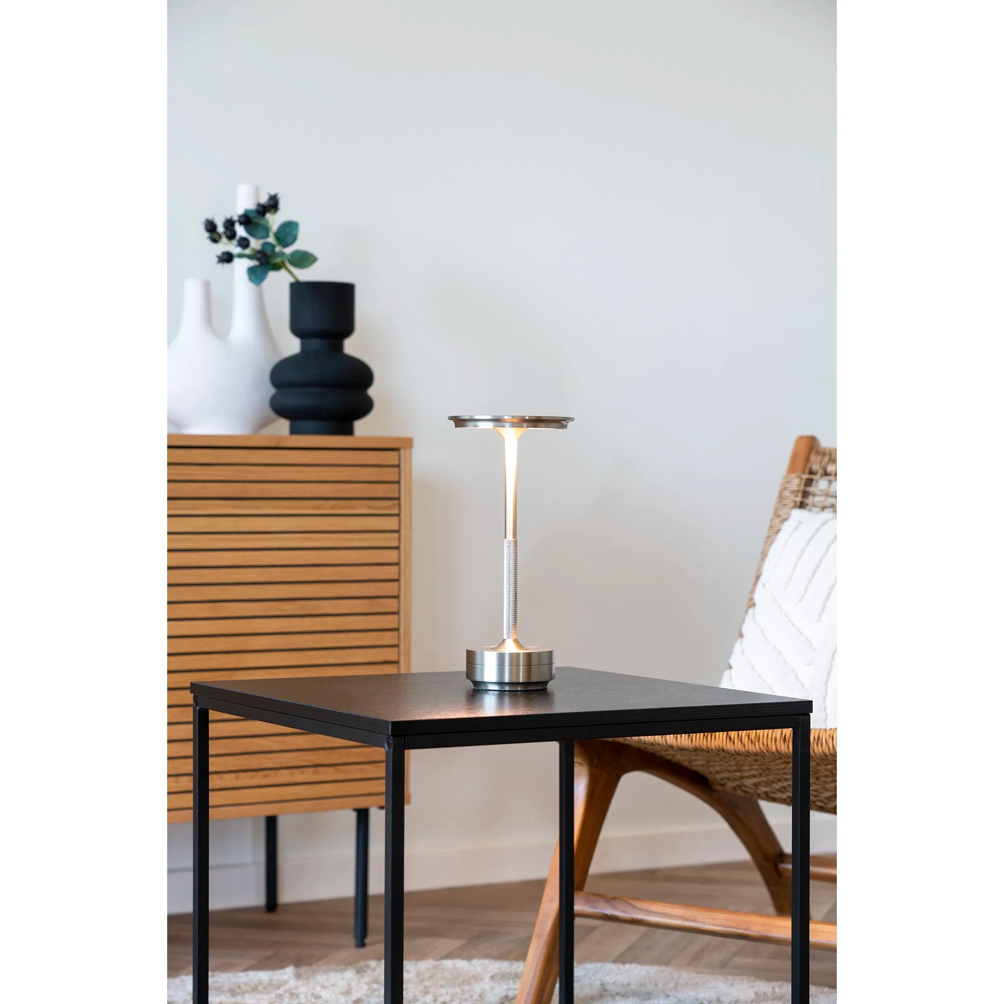 Tischlampe „Ardena“ – Eleganz in Gold, Silber & Schwarz