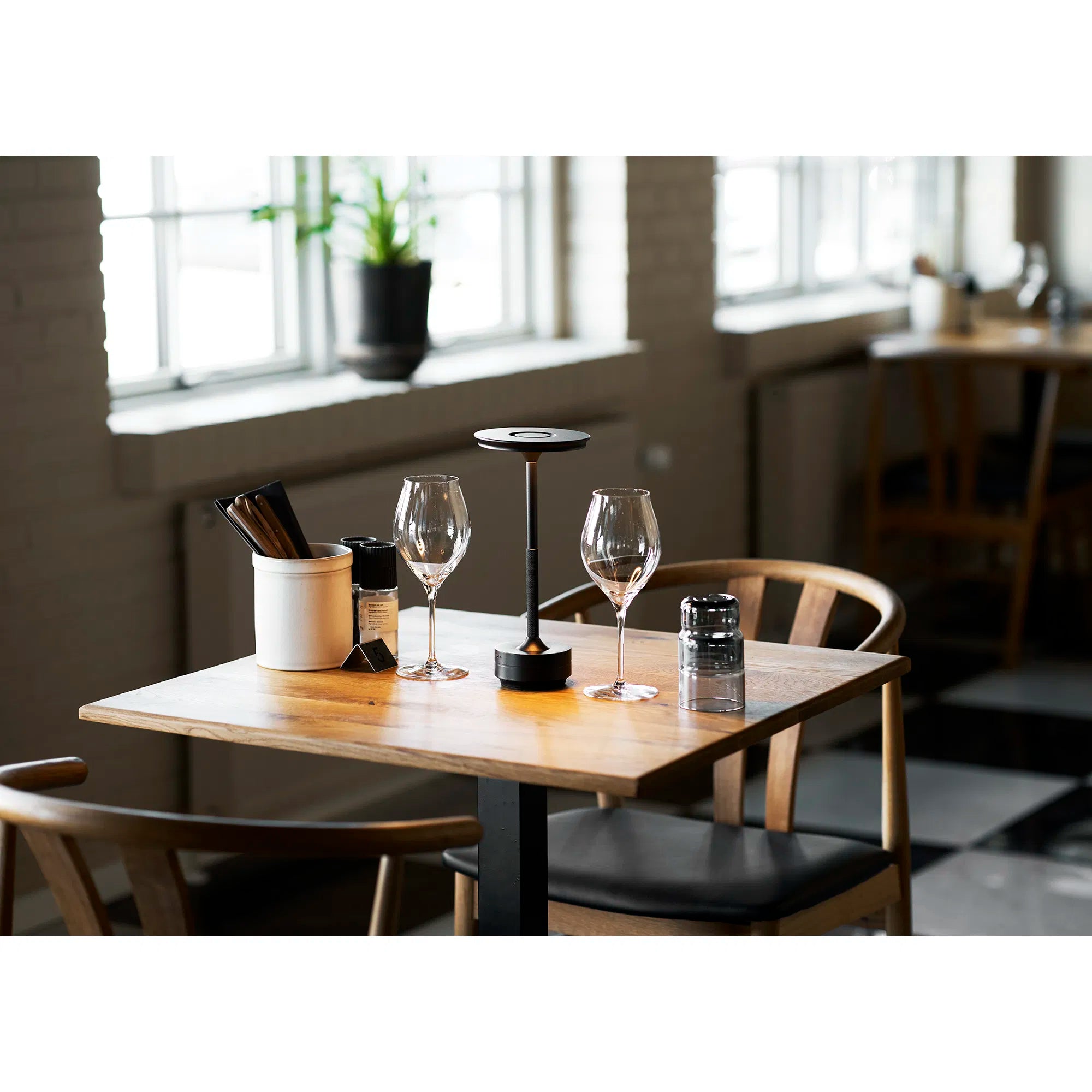 Tischlampe „Ardena“ – Eleganz in Gold, Silber & Schwarz