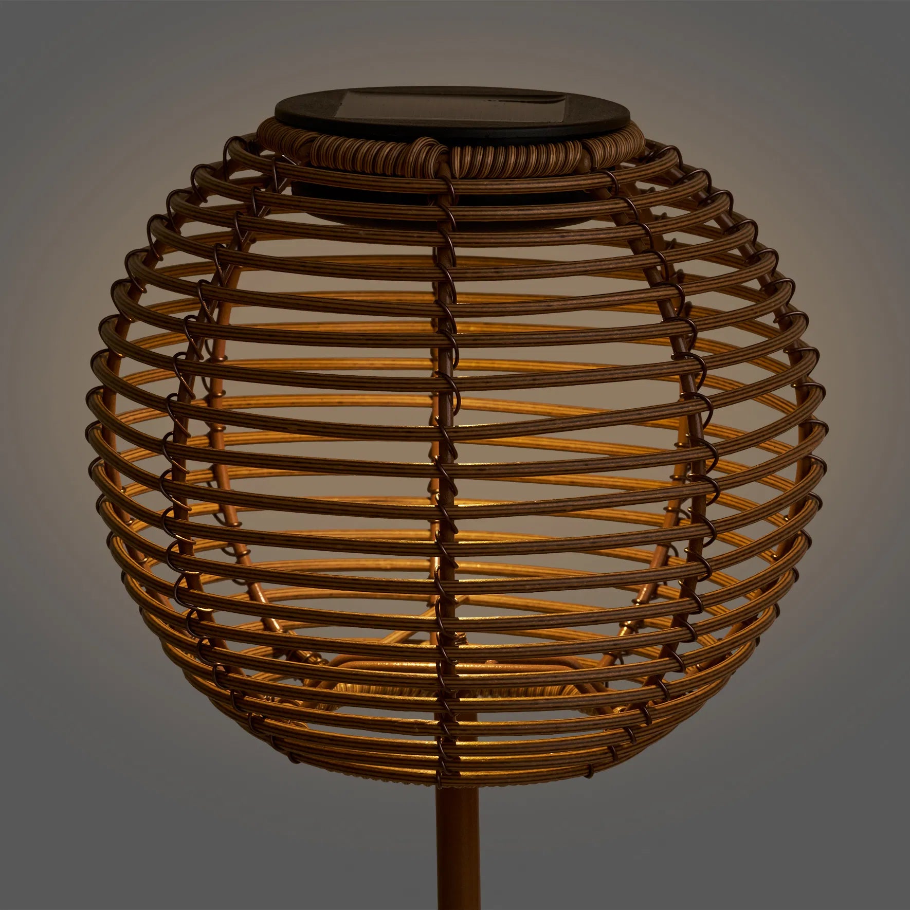 Garten Solarlampe „Elmara“ – wetterfest für Balkon & Outdoor-Bereich