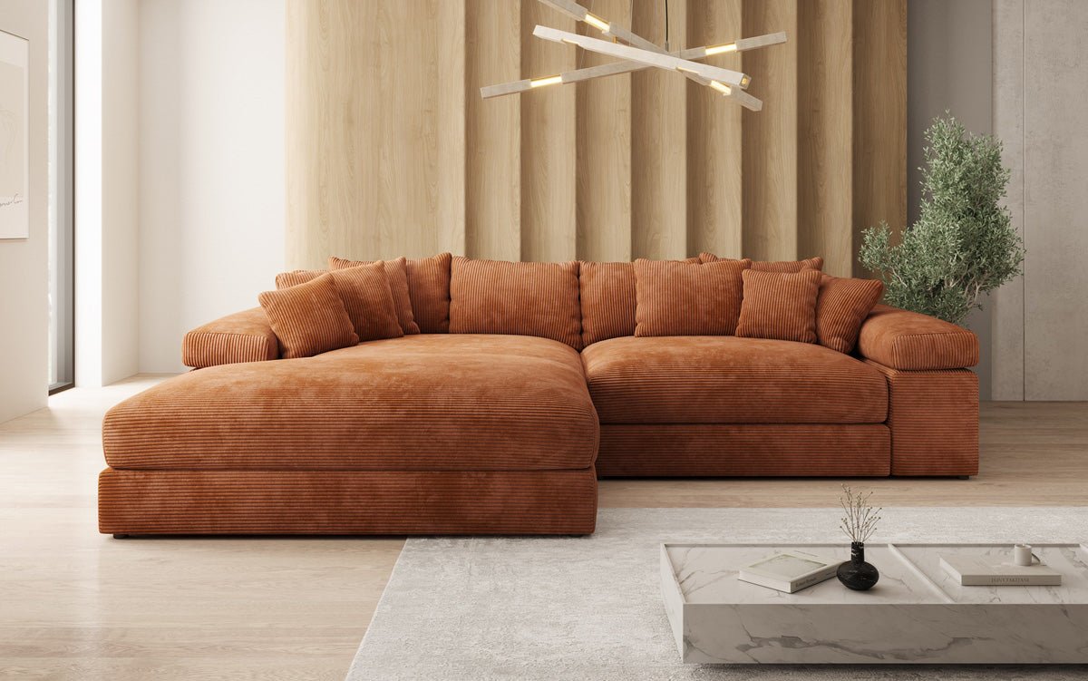 Designer Sofa Bernardo mit breiter Ottomane in Cord