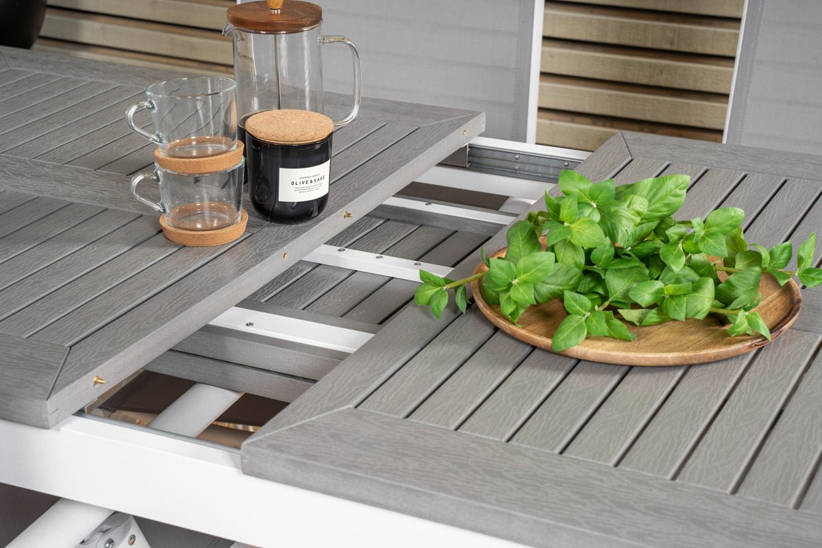 Garten Esstisch Ravello - Ausziehbar von 152 auf 210 cm mit weißem Aluminiumgestell