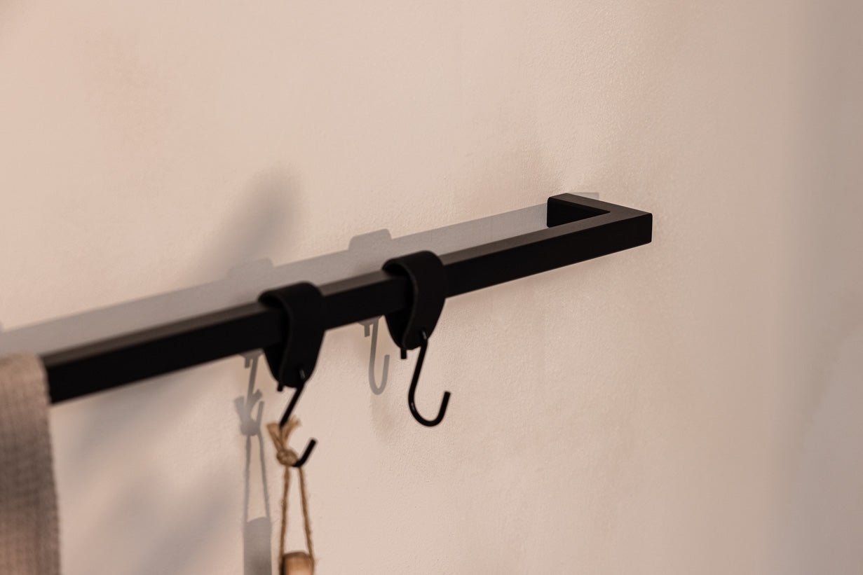 Handtuchhalter Vana – minimalistisch, rund oder eckig, drei Breiten