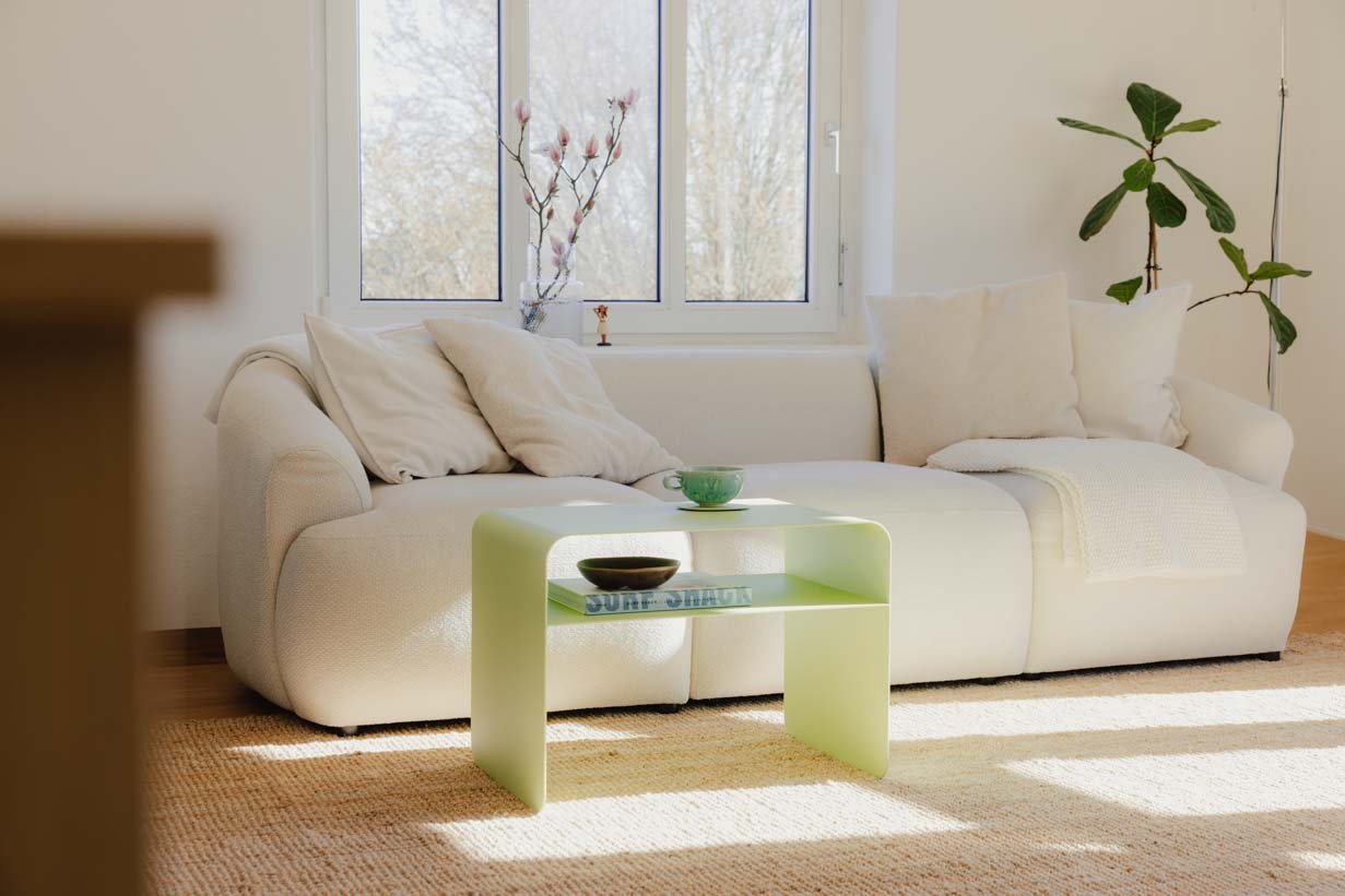 Couchtisch/Beistelltisch Cosmo – Pulverbeschichtetes Metall in modernem Design