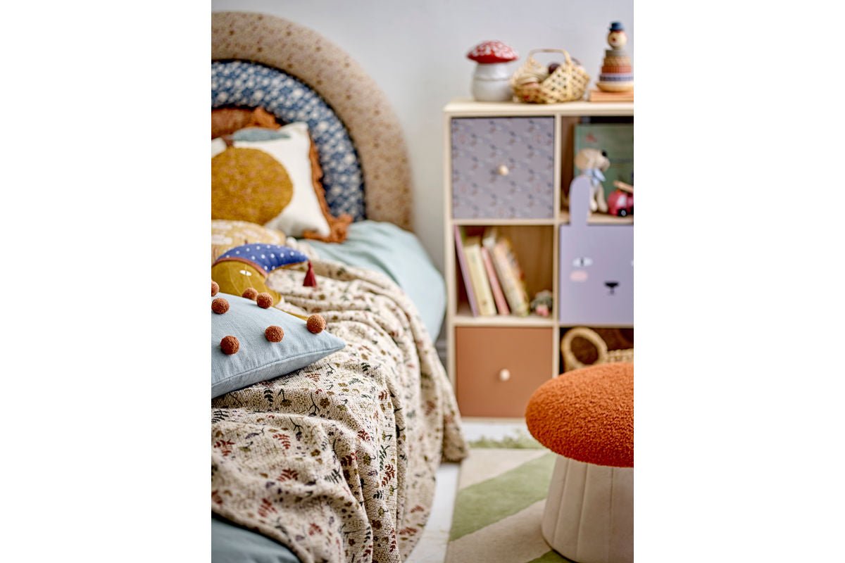 Kinderhocker Raika - In Pilzform aus weichem Stoff in Rot