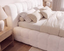 Designer Polsterbett Nela in Bouclé – Weiß